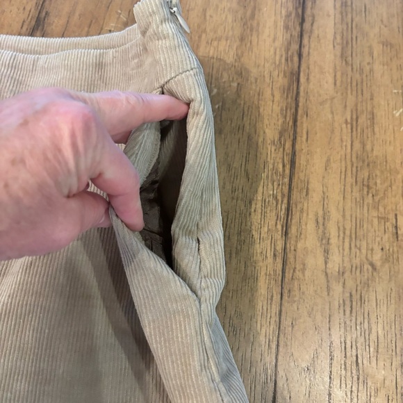 Zara Basics Corduroy Pleat Skirt, Small, Cream/Tan, Preppy Academia Office Retro - Picture 6 of 12